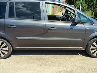 2011 Opel Zafira B Рестайлинг, серый, 750000 рублей, вид 2