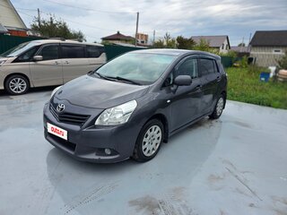 2011 Toyota Verso I, серый, 777000 рублей, вид 1