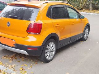 2014 Volkswagen Polo V, оранжевый, 1650000 рублей, вид 2