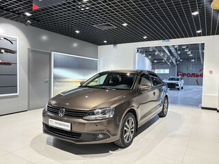 2012 Volkswagen Jetta VI, коричневый, 988000 рублей, вид 1