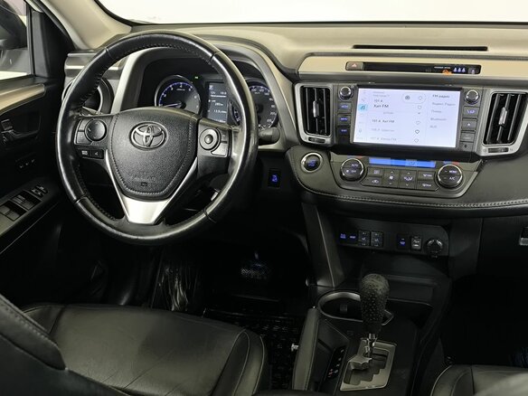 2017 Toyota RAV4 IV (XA40) Рестайлинг, белый, 2490000 рублей - вид 10
