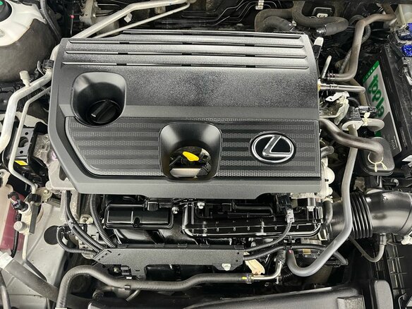 2022 Lexus ES 250 VII Рестайлинг, белый, 4600000 рублей - вид 20