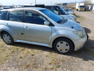2002 Toyota Ist I, серебристый, 492000 рублей, вид 3