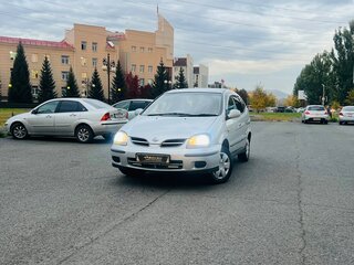 2002 Nissan Tino, серый, 399000 рублей, вид 1