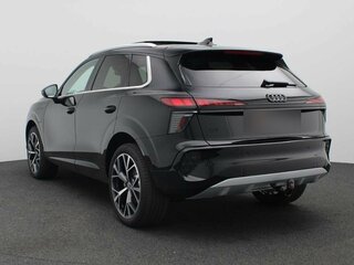 2026 Audi Q3 e-hybrid III (FJ), чёрный, 6675000 рублей, вид 3
