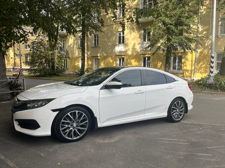2018 Honda Civic X, белый, 1550000 рублей, вид 1