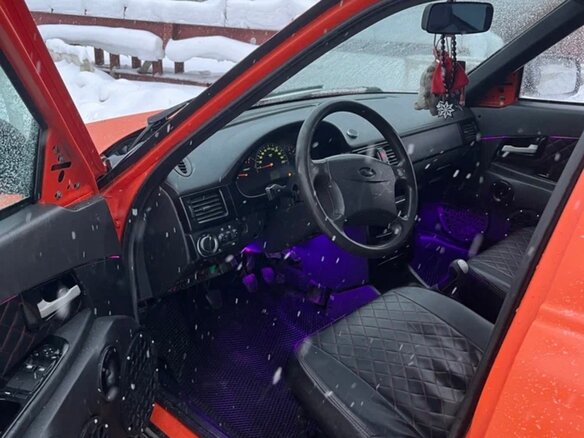2009 Lada (ВАЗ) Priora I, оранжевый, 310000 рублей - вид 3