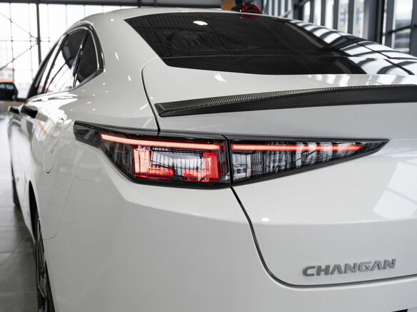 2024 Changan Lamore, белый - вид 23