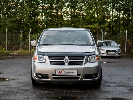 2008 Dodge Caravan Grand V, серебристый, 888000 рублей, вид 3