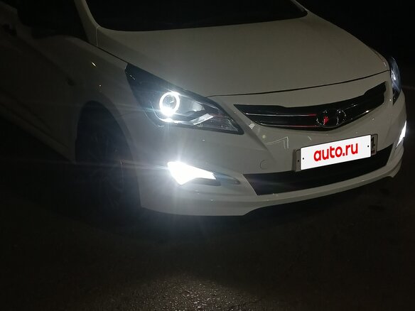 2015 Hyundai Solaris I Рестайлинг, белый, 599000 рублей - вид 19