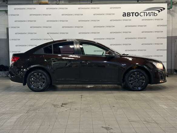 2014 Chevrolet Cruze I Рестайлинг, коричневый - вид 5