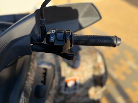 2013 BRP Can-Am Outlander 800, серый, 1200000 рублей - вид 10