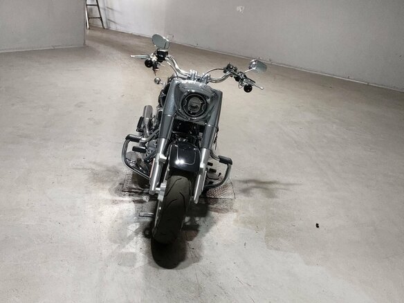 2022 Harley-Davidson Fat Boy, чёрный, 2220000 рублей - вид 4