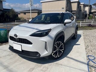 2023 Toyota Yaris Cross I, белый, 1564000 рублей, вид 3