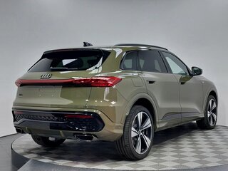 2026 Audi Q5 40 TFSI III (GU), зелёный, 6900000 рублей, вид 4