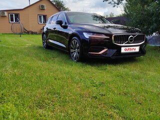2019 Volvo V60 II, чёрный, 2600000 рублей, вид 1