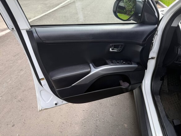 2011 Mitsubishi Outlander II Рестайлинг, белый, 1200000 рублей - вид 19