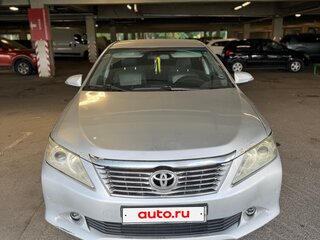 2012 Toyota Camry VII (XV50), серебристый, 1200000 рублей, вид 1