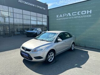 2010 Ford Focus II Рестайлинг, серебристый, 500000 рублей, вид 1