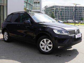 2016 Volkswagen Touareg II Рестайлинг, чёрный, 2056000 рублей, вид 3