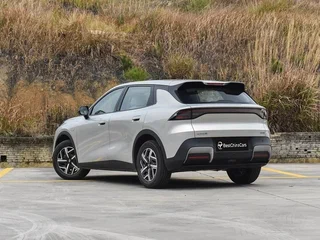 2026 Changan Qiyuan Q05 51.9 kWh II, серебристый, 2250000 рублей, вид 2