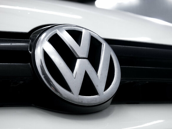 2011 Volkswagen Golf VI, белый, 579000 рублей - вид 9