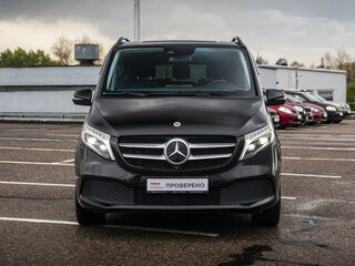 2022 Mercedes-Benz V-Класс Extra Long 300 d экстра длинный III (W447) Рестайлинг, чёрный, 6850000 рублей, вид 2