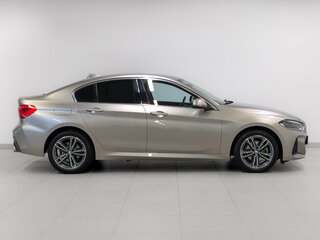 2022 BMW 1 серии 120i III (F52) Рестайлинг, серый, 2990000 рублей, вид 4