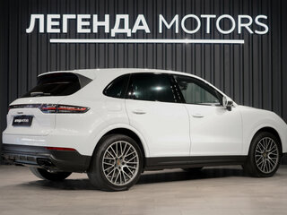 2020 Porsche Cayenne III, белый, 7800000 рублей, вид 4
