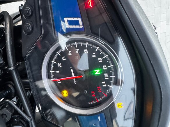 2015 Honda VFR 800, чёрный, 870000 рублей - вид 8