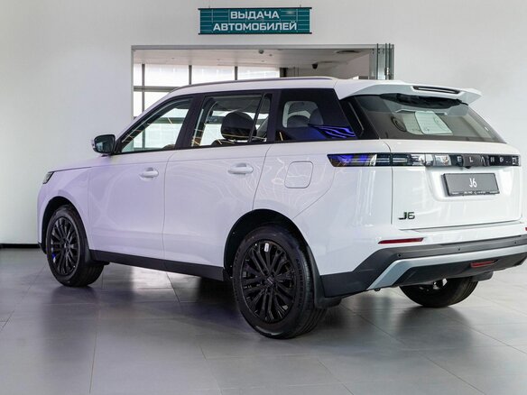 2026 Jeland J6, белый, 2549000 рублей - вид 3