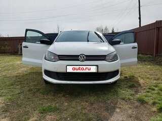2013 Volkswagen Polo V, белый, 600000 рублей, вид 2