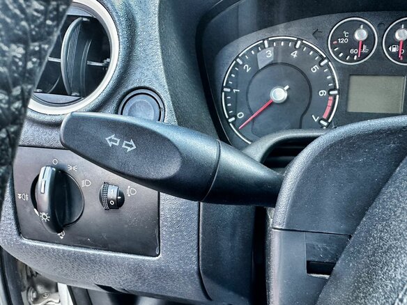 2006 Ford Fusion I Рестайлинг, серебристый, 365000 рублей - вид 16