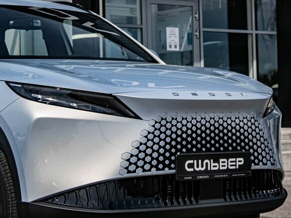 2026 Omoda C7, серебристый, 2909610 рублей - вид 12