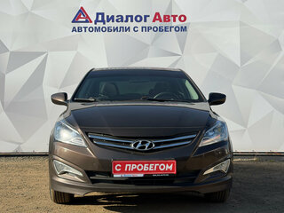 2016 Hyundai Solaris I Рестайлинг, коричневый, 940000 рублей, вид 2