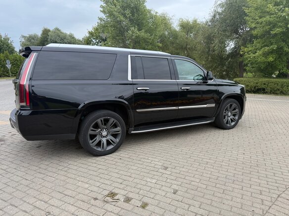 2015 Cadillac Escalade ESV IV, чёрный - вид 2