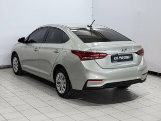 2018 Hyundai Solaris II, бежевый, 1570000 рублей, вид 2