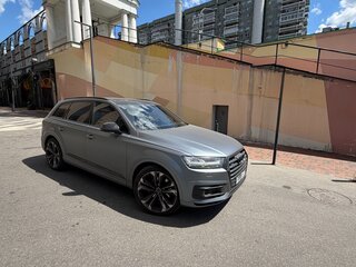2015 Audi Q7 II (4M), серый, 3900000 рублей, вид 2