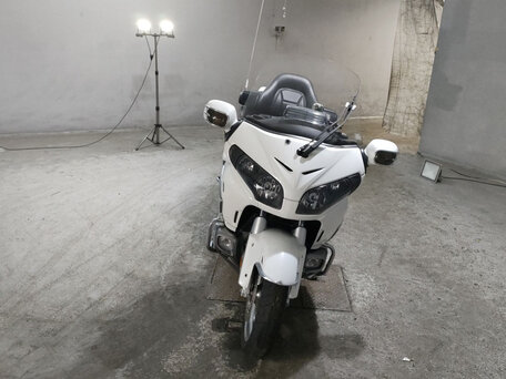 2012 Honda GL 1800 Gold Wing, белый, 1250000 рублей, вид 3