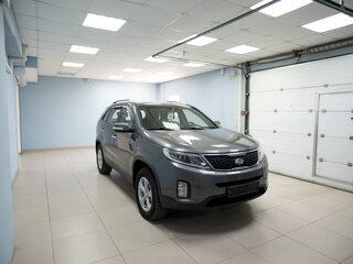 2014 Kia Sorento II Рестайлинг, серый, 1899000 рублей, вид 4