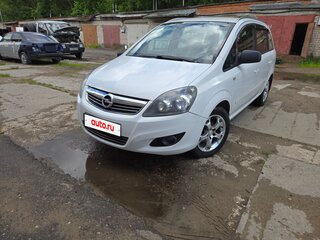 2013 Opel Zafira B Рестайлинг, белый, 850000 рублей, вид 3