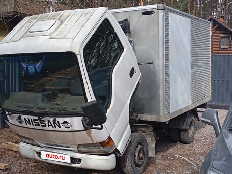 1998 Nissan Atlas, белый, 550000 рублей, вид 5