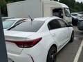 2021 Kia Rio IV Рестайлинг, белый - вид 2
