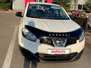 2013 Nissan Qashqai I Рестайлинг, белый, 1075000 рублей, вид 4