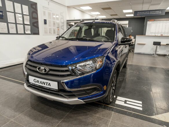 2026 Lada (ВАЗ) Granta Cross I Рестайлинг, синий - вид 22