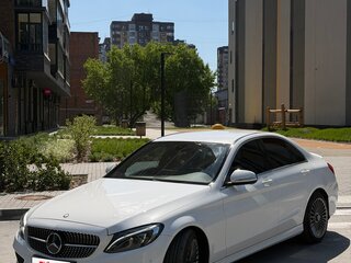 2015 Mercedes-Benz C-Класс 250 IV (W205), белый, 2400000 рублей, вид 2