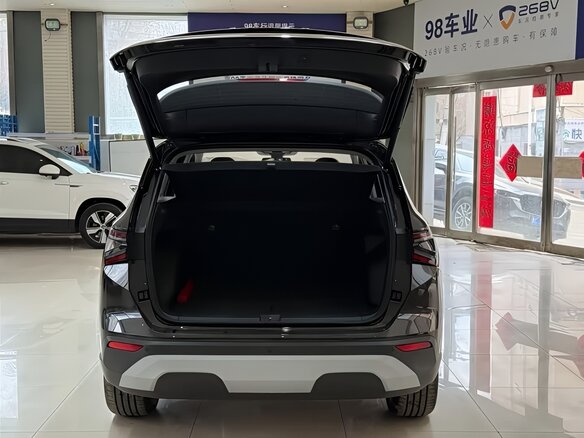 2026 Jetta VS8, чёрный, 2100000 рублей - вид 22