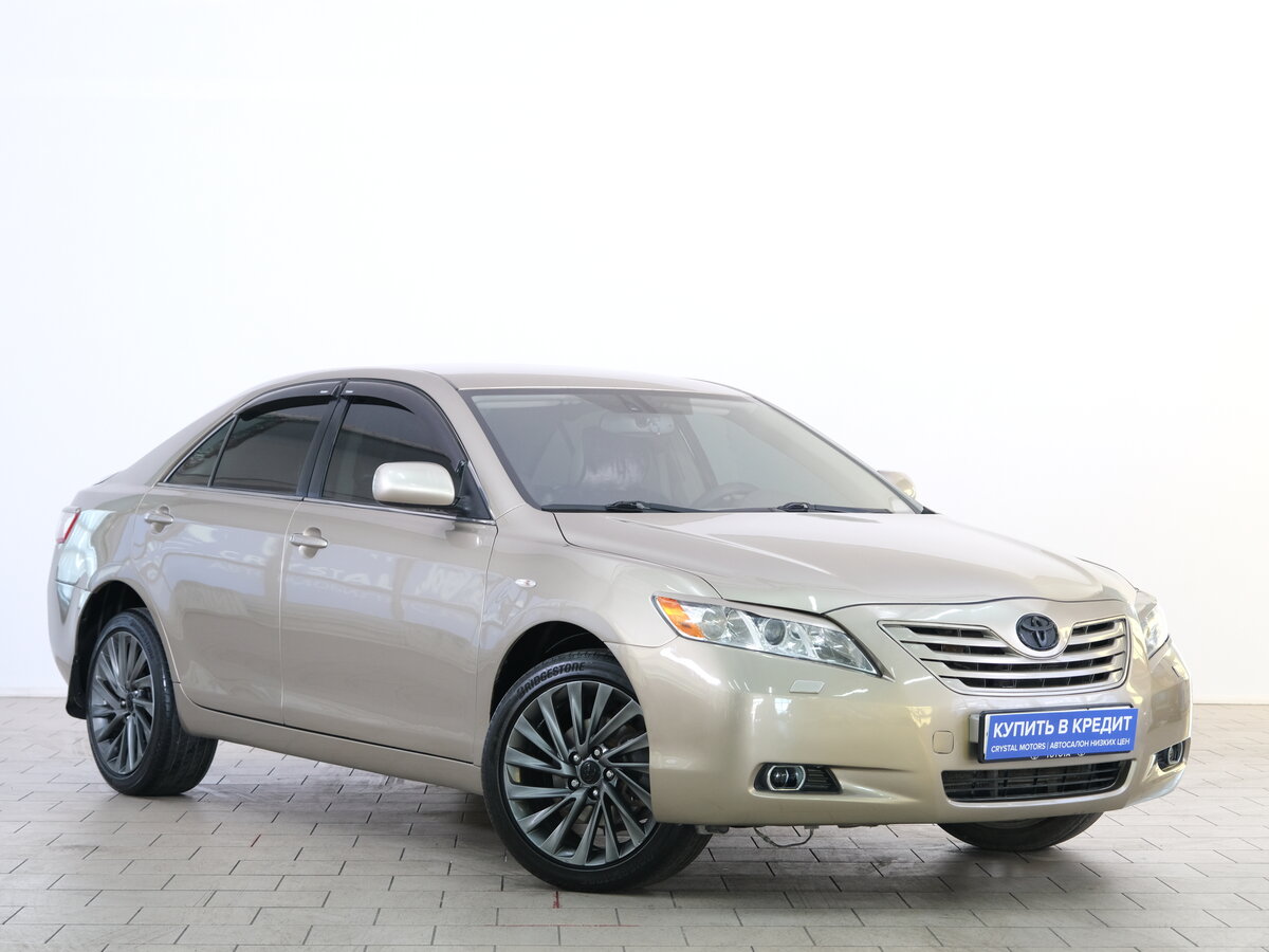 Открыть фотографии: Toyota Camry VI (XV40)