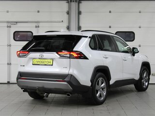 2021 Toyota RAV4 V (XA50), белый, 3187000 рублей, вид 5