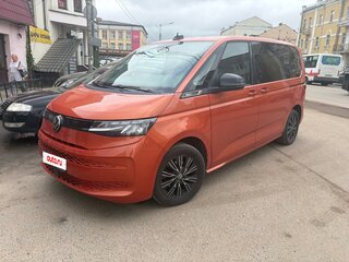 2022 Volkswagen Multivan T7, оранжевый, 6900000 рублей, вид 1